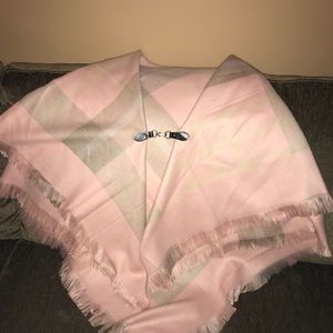 Wool Cape Scarf 🧣/ wrap